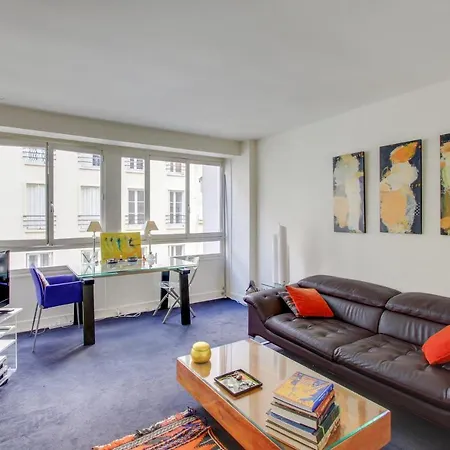 Appartement Elegant Pres De La Tour Eiffel By Weekome Parijs